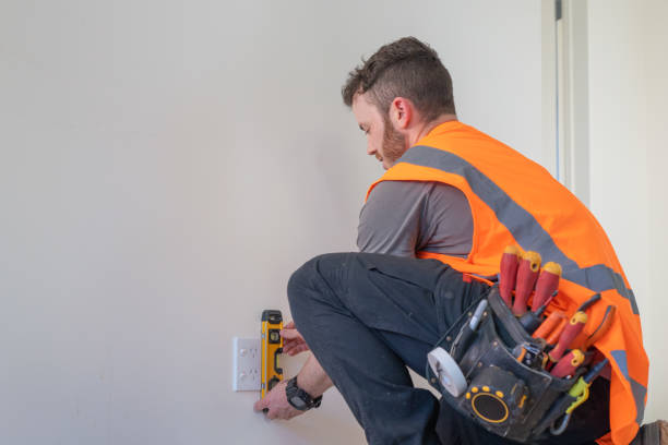 Best Emergency Electrical Repair  in Louisvle, IL